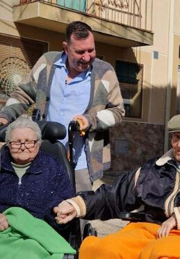 Pescueza: Un pueblo-residencia en España Documental Traducción de subtítulos + voice-over